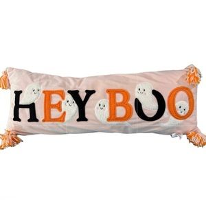 Storehouse Ghost Pillow 👻
